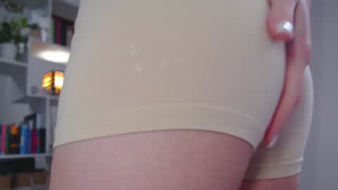 Milly online show from December 2024 10:05:02 AM