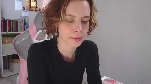 Milly online show from February 2025 07:05:01 AM