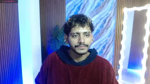 milo_tay online show from April 2026 07:45:01 AM