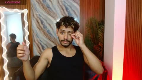 milo_tay online show from April 2026 02:58:01 AM