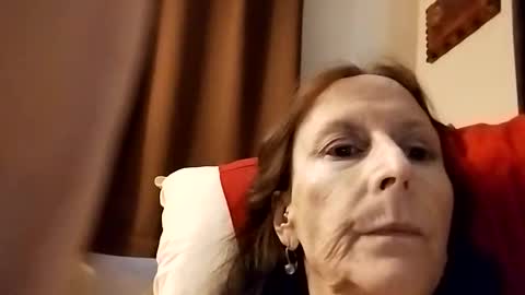 miloanj online show from November 2025 04:53:02 PM