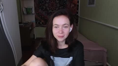 Mila online show from September 2025 08:16:01 AM