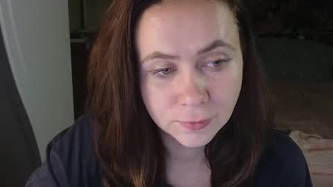Mila online show from September 2025 03:58:02 PM