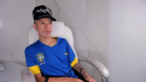 Milo online show from April 2026 08:32:01 PM