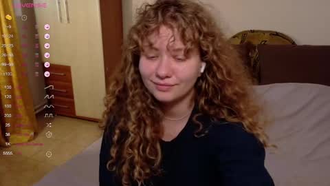 milounee online show from April 2026 09:43:01 AM