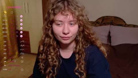 Snapshot of milounee chatting on May 2026 07:48:01 AM milounee online show from May 2026 07:48:01 AM
