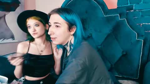 Snapshot of milten_trish chatting on December 2024 02:11:01 PM milten_trish online show from December 2024 02:11:01 PM
