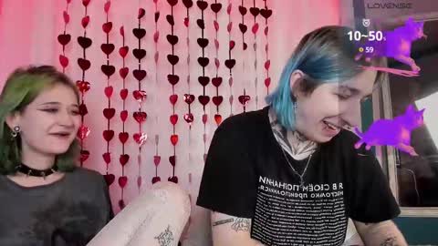 Snapshot of milten_trish chatting on February 2025 07:28:02 PM milten_trish online show from February 2025 07:28:02 PM