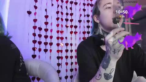 Snapshot of milten_trish chatting on March 2025 12:40:02 AM milten_trish online show from March 2025 12:40:02 AM