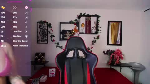 milu1220_ online show from April 2026 10:43:02 PM