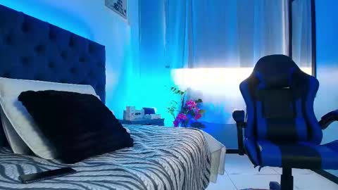 Snapshot of milu_beluci chatting on February 2026 01:51:01 PM Milu Belucci online show from February 2026 01:51:01 PM