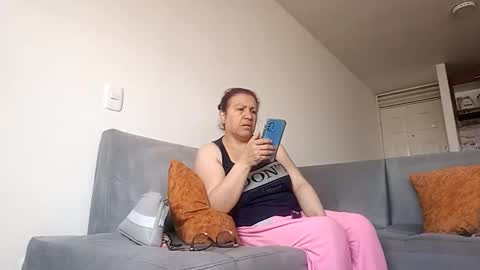 miluv19 online show from September 2025 08:09:02 PM