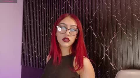 miluv19 online show from October 2025 08:51:02 PM