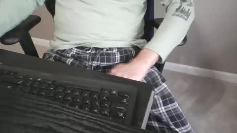 Snapshot of milwaukeebadger24 chatting on October 2025 12:51:01 PM milwaukeebadger24 online show from October 2025 12:51:01 PM