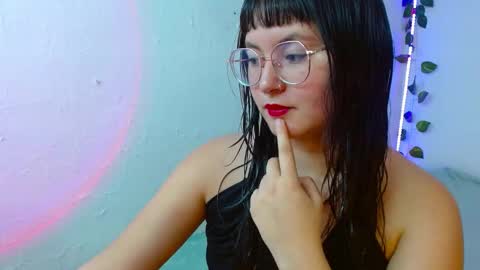 mily_baker online show from February 2025 06:27:02 PM