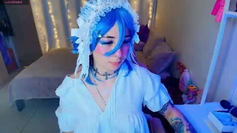 Snapshot of mily_milk_ chatting on July 2026 10:43:01 AM mily_milk_ online show from July 2026 10:43:01 AM