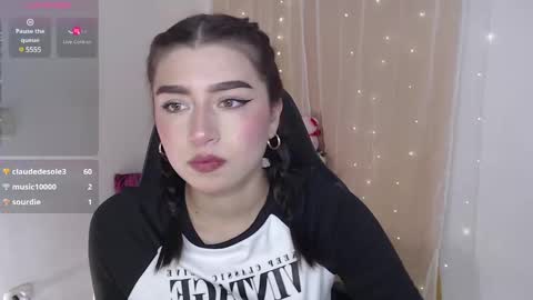 Mily online show from January 2025 11:15:01 PM