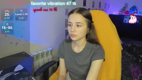 Snapshot of milyamess chatting on February 2025 04:56:02 PM Emily online show from February 2025 04:56:02 PM