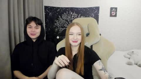 Snapshot of milymi_ chatting on January 2025 04:08:01 PM Milena and Jasper online show from January 2025 04:08:01 PM