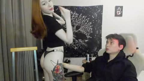 Snapshot of milymi_ chatting on January 2025 07:10:02 PM Milena and Jasper online show from January 2025 07:10:02 PM