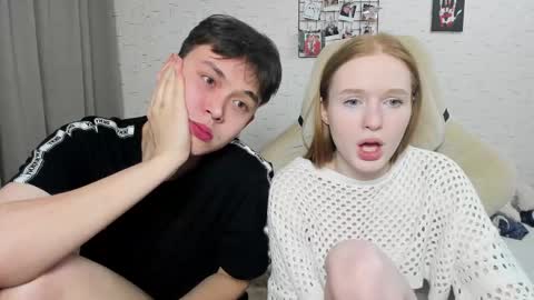 Snapshot of milymi_ chatting on February 2025 09:15:01 PM Milena and Jasper online show from February 2025 09:15:01 PM