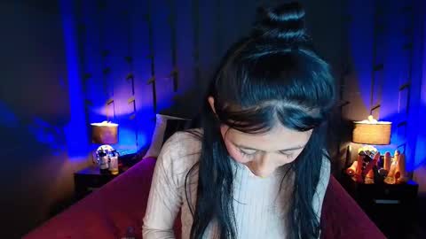 Milly  online show from November 2025 03:01:01 PM