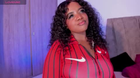 Snapshot of mimi_gil chatting on December 2025 01:54:01 AM Mimi online show from December 2025 01:54:01 AM