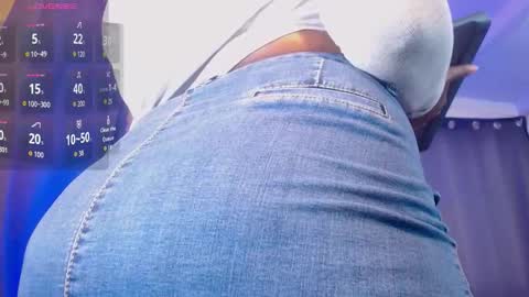 Snapshot of mimi_gil chatting on February 2026 01:45:01 PM Mimi online show from February 2026 01:45:01 PM