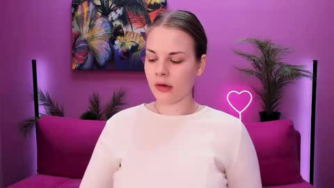 Kelly online show from October 2025 09:09:02 AM