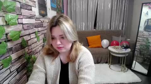 mimimishel_69 online show from February 2025 01:27:01 PM
