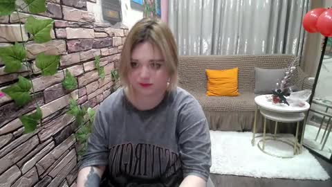 mimimishel_69 online show from February 2025 03:47:02 AM