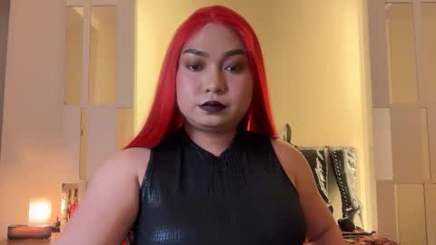 Queen Mimi online show from September 2025 01:49:02 PM