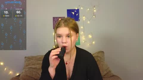 hi Im Mina  online show from April 2026 08:09:02 AM