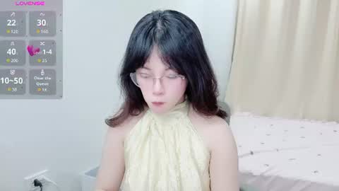 Snapshot of minaaaa69879 chatting on June 2026 05:12:01 AM Na online show from June 2026 05:12:01 AM