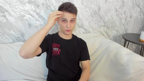 minato_kono online show from February 2025 07:18:02 PM