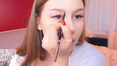 Snapshot of minditrelles chatting on November 2025 07:18:02 AM Mindi online show from November 2025 07:18:02 AM