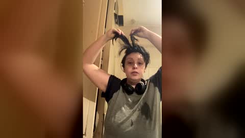 please subscribe to my fansly  please no video or photos must be recorded or re sold online show from April 2026 10:23:01 AM