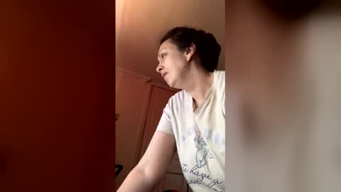 please subscribe to my fansly  please no video or photos must be recorded or re sold online show from April 2026 07:07:02 PM