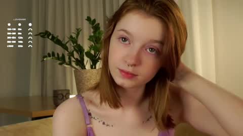 Snapshot of mineliaaa chatting on March 2025 01:28:01 AM Wanda online show from March 2025 01:28:01 AM
