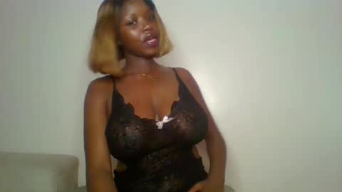 STRAWBERRY online show from April 2026 08:50:02 PM