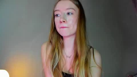 Amelia online show from April 2026 06:20:01 PM