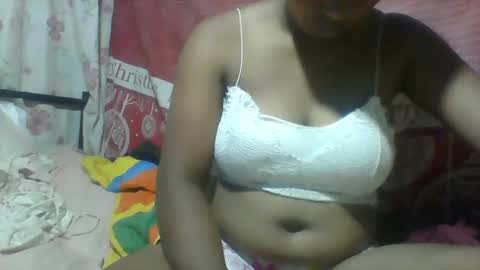 Minie4Tina online show from December 2024 02:53:01 PM