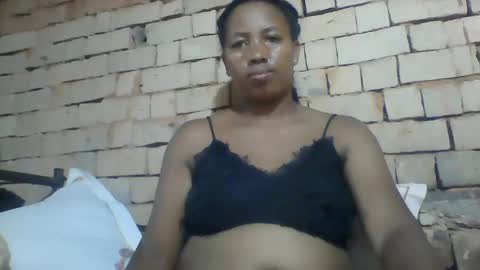 Minie4Tina online show from January 2025 10:32:02 AM