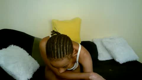 Snapshot of minieme001 chatting on March 2026 04:36:02 AM minieme001 online show from March 2026 04:36:02 AM