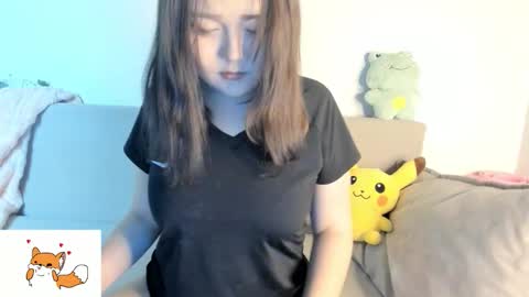 Minji online show from January 2026 01:16:01 PM