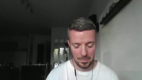 minka28 online show from April 2026 05:36:01 PM