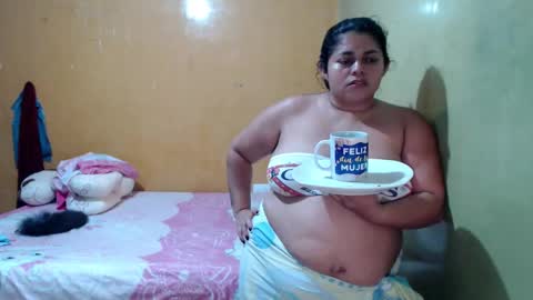 Snapshot of minnie_bbw69 chatting on October 2025 03:27:02 AM Andrea online show from October 2025 03:27:02 AM