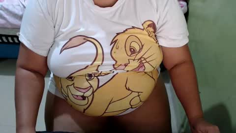 Snapshot of minnie_bbw69 chatting on October 2025 12:44:01 AM Andrea online show from October 2025 12:44:01 AM