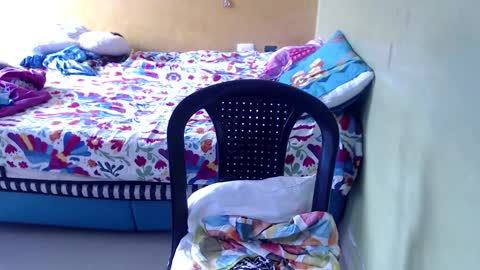 Andrea online show from February 2026 06:52:01 PM