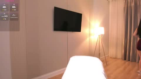 minnie_jin online show from April 2026 01:53:02 PM